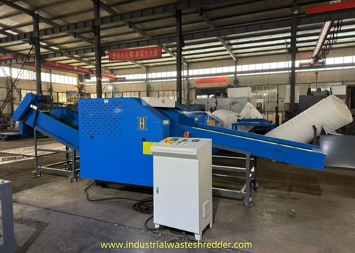 Latest company news about PP Fiber Raffia Ropes Grinder With Alloy Tool Steel Rotary Blades Crush & Mill , Durable Shredder For Turkey