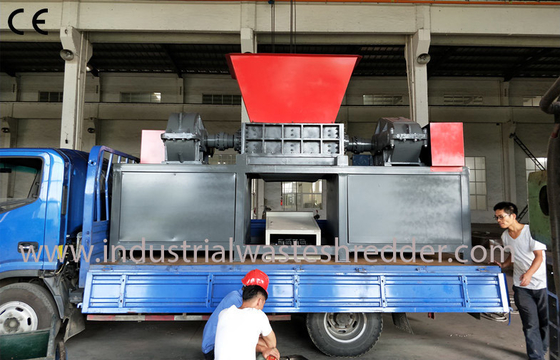 Good price Automatic Industrial Cardboard Shredder , Waste Carton Shredder Machine Energy Saving online