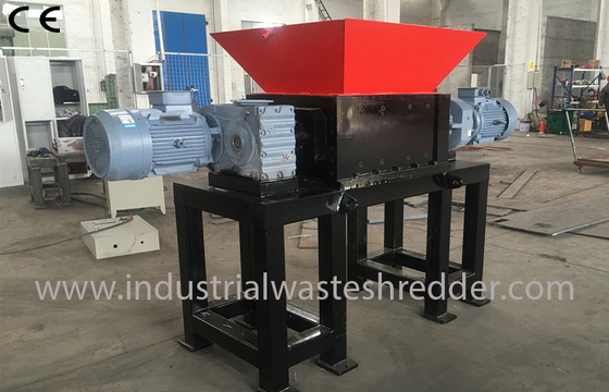 Good price Rolls / Tubes Cardboard Box Shredder Machine Multi - Claw Blades Uniform Discharging online