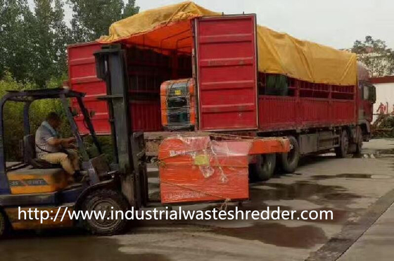 Durable Scrap Crushing Machine , Loose / Baled Type Diaper Recycling Machine