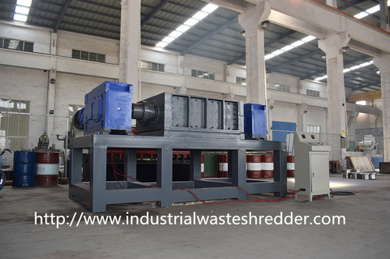 Industrial Waste Bottle Shredder Machine High Capacity For Coarse Shredding