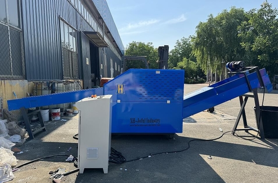 Good price Custom Speed Small Fabric Shredder , Waste Carpet Shredding Machines Low Power Demand online