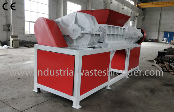 Sharp Plastic Film Shredder 2 Motors Drive Low Speed Operation For Jumbo Bags