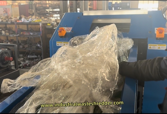 Good price Plastic Films Shredder Grinder OPPS BOPP FOILS Crusher With Rotary Blades Cutter Large Capacity online