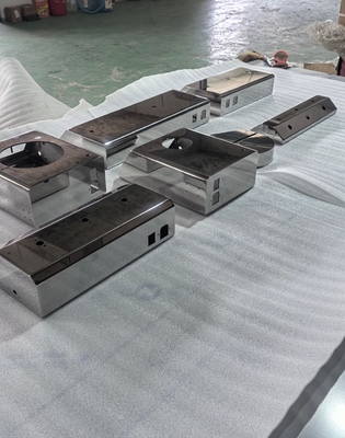 Medical laboratory precision instrument processing, made of stainless steel 304, 316 materials, can be manufactured according to your needs, laser cutting, bending, external surface mirror treatment